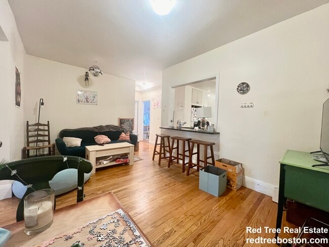 Building Photo - 62 Egmont St Unit 1