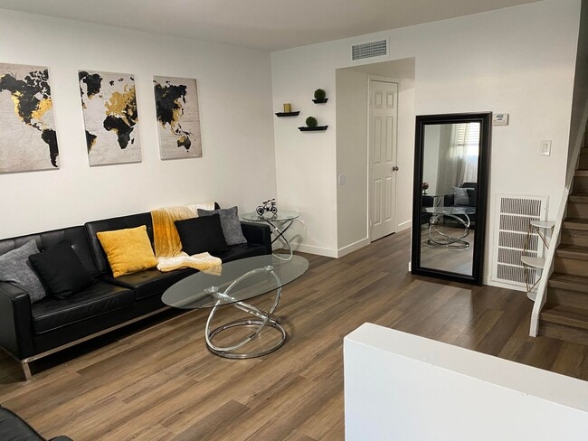 Dobbins Place
