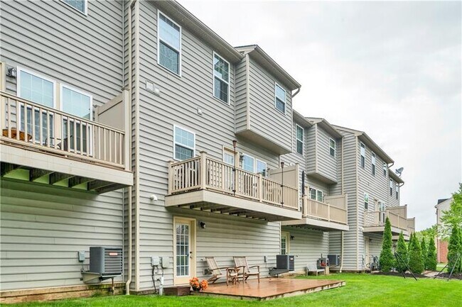 Photo - 1503 Pointe View Dr