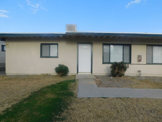 Photo - Cozy two bedroom, available for move in now!