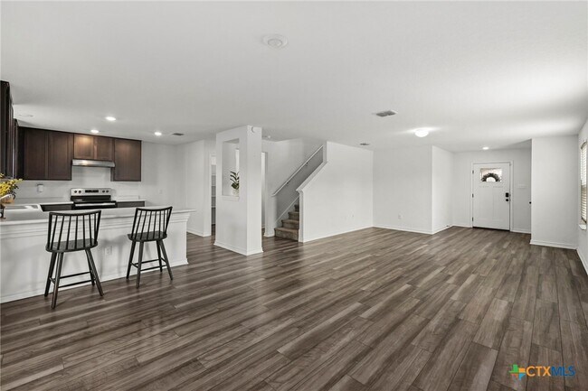 Photo - 4703 Plaza Ctr