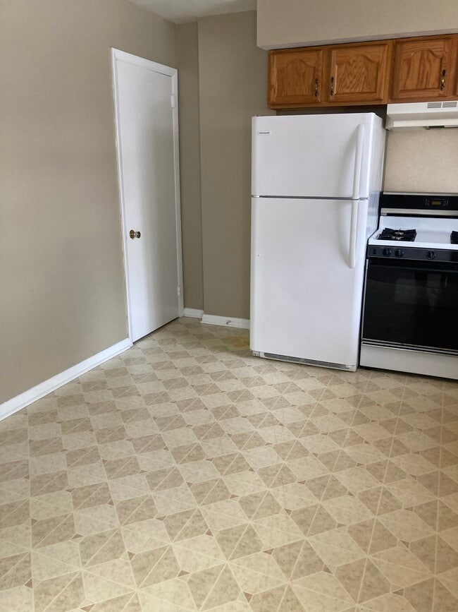 Photo - 1436 North Rd SE