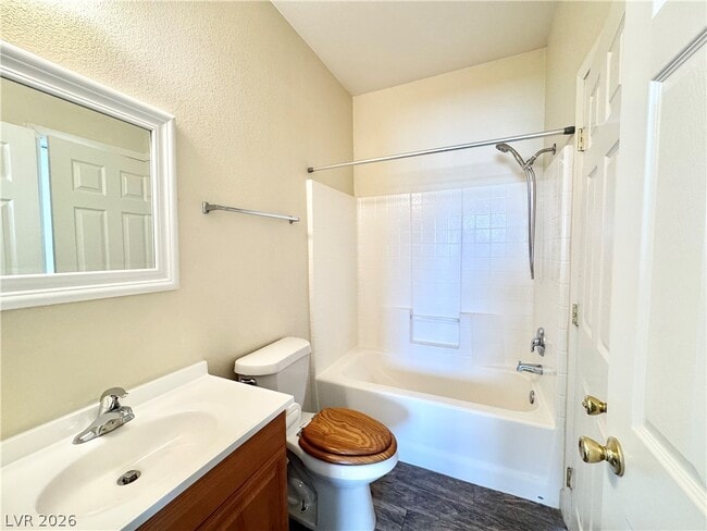 Photo - 1180 Zelzah Ave