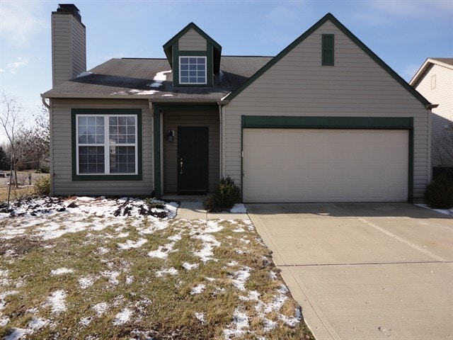 Building Photo - 5943 King Lear Dr