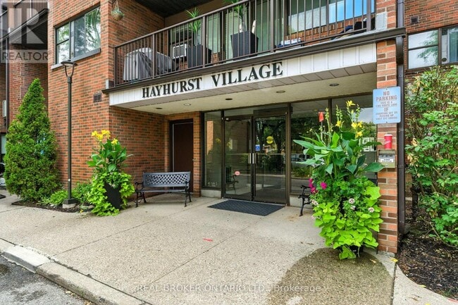 Photo - 36 Hayhurst Rd Unité 126