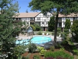 Building Photo - Cambridge Square South