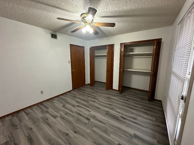 Building Photo - 3501 N 23rd Ln