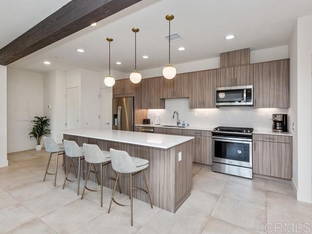 Photo - 175 The Riv Condo