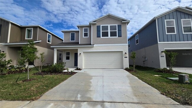 Building Photo - 3363 Alexander Dr