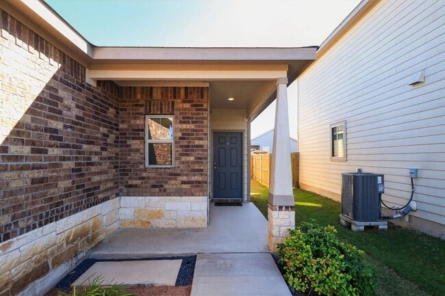 Photo - 137 Miracle Dr