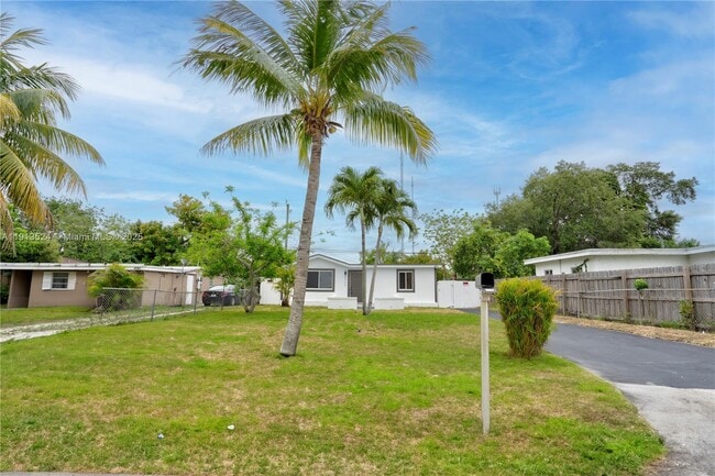 Photo - 6044 SW 37th St