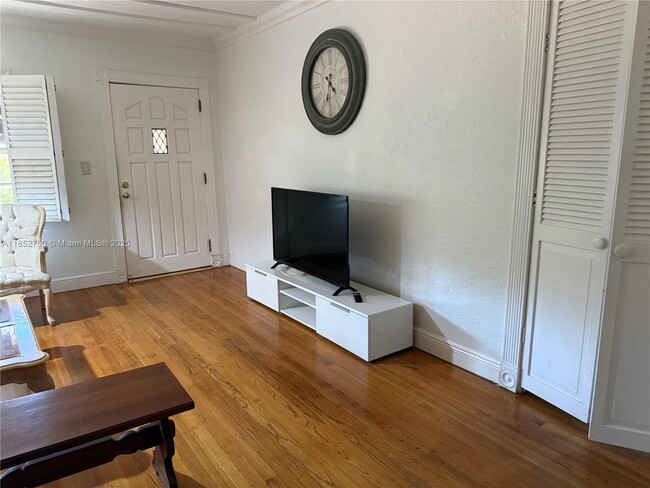 Photo - 3030 SW 57th Ave