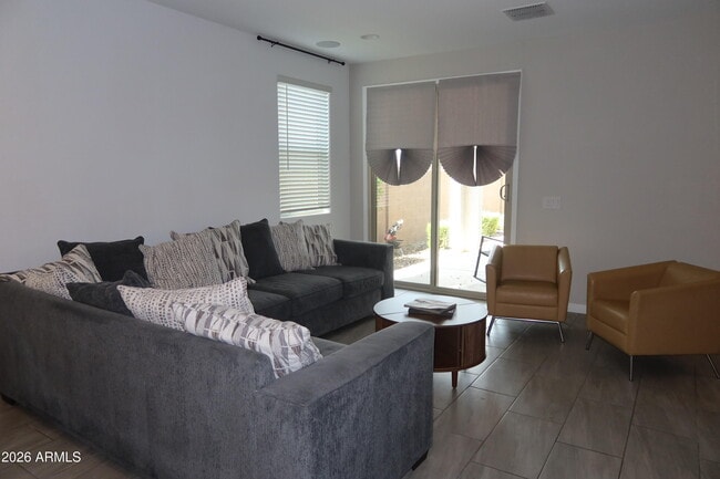 Photo - 662 S Olympic Dr
