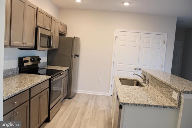 159 North St 309  