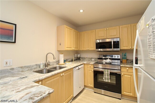 Photo - 519 Roma Ct Unit 3206