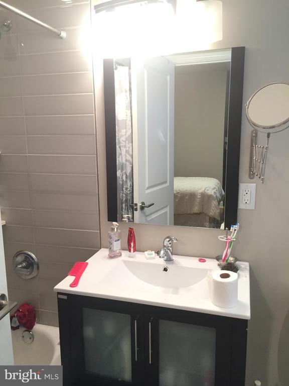 Photo - 1338-40 Lombard St Unit 202