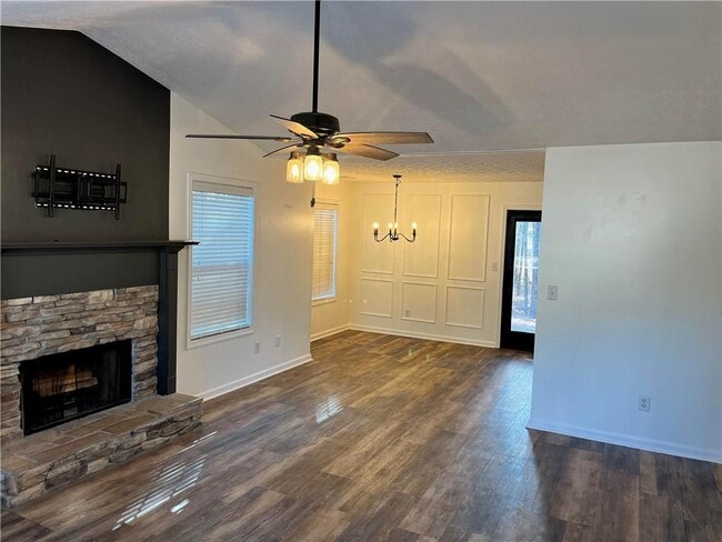 Photo - 138 W Fork Way