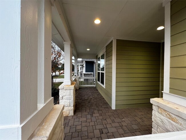 Photo - 29550 Usonia Dr