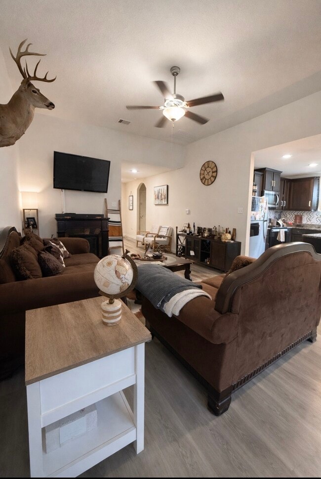 Photo - 8103 Vacek Meadows Loop