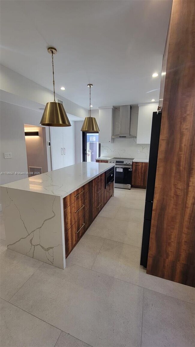 Photo - 1746 SW 12th St