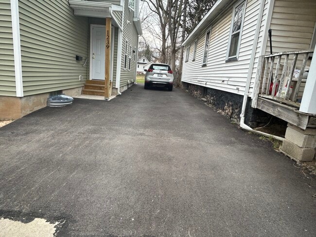 Photo - 1239 Plymouth Ave S