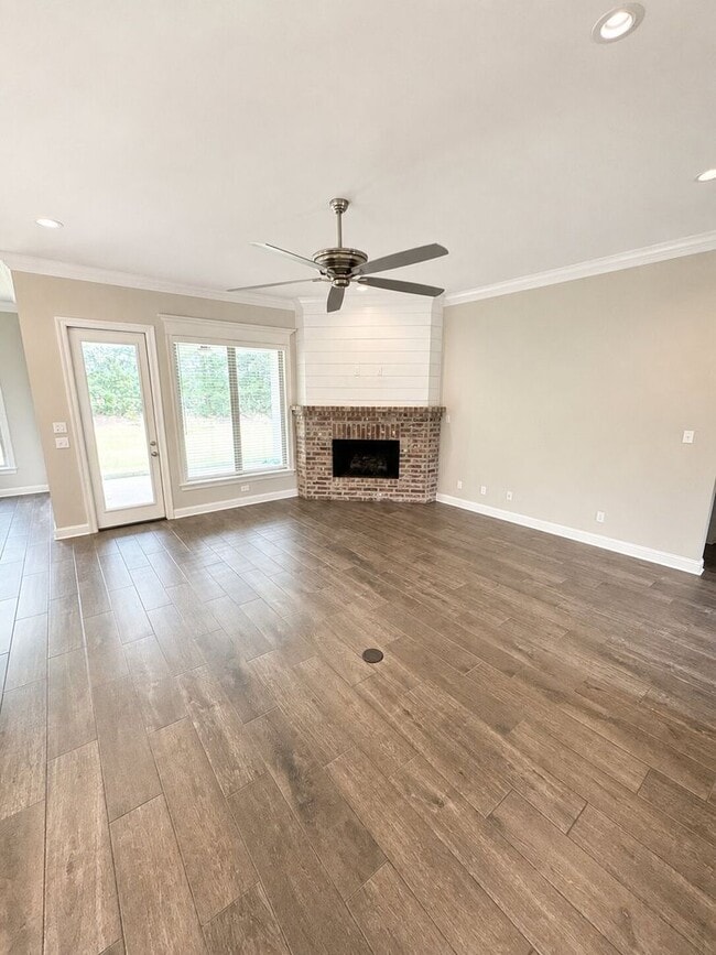 Photo - Forest Hills Subdivision!