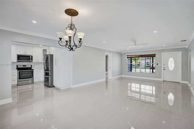 Photo - 2238 Rodman St
