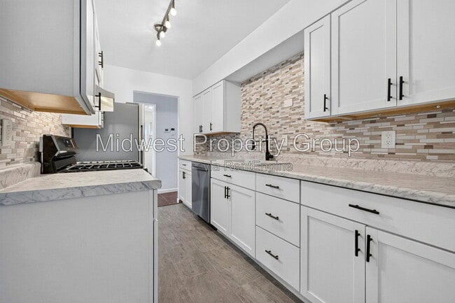 Photo - 338 Lancashire Rd