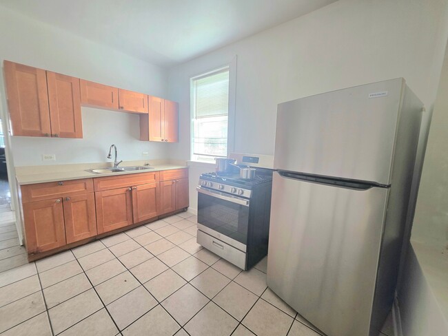 Photo - 4235 W Wilcox St Unit 1