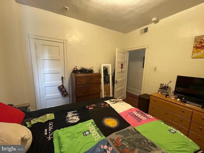 Photo - 226 S 45th St Unit 2