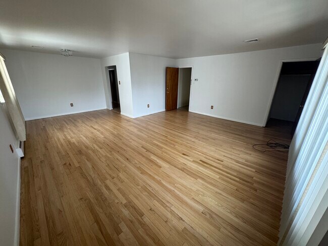 Photo - 248 Columbia Ave Unidad Floor 2
