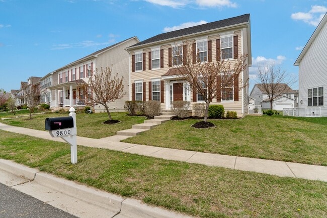 Photo - 9800 Traver St