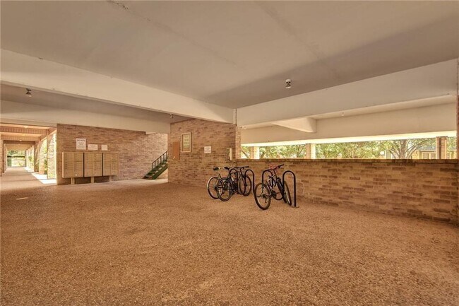 Photo - 3316 Guadalupe St Unit 201