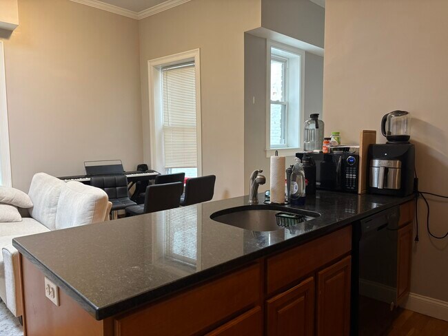 Photo - 23 Saint Lukes Rd Unit 8