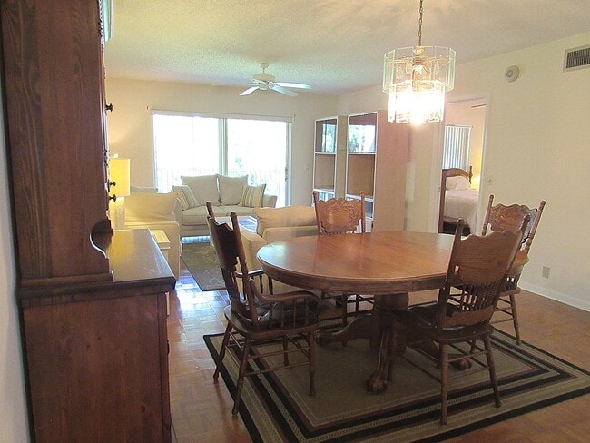 Photo - 120 Lake Meryl Dr Unidad 224