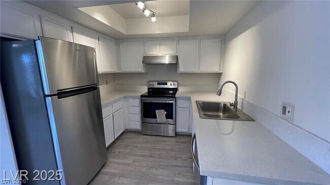 1701 E Katie Ave Unit 91
