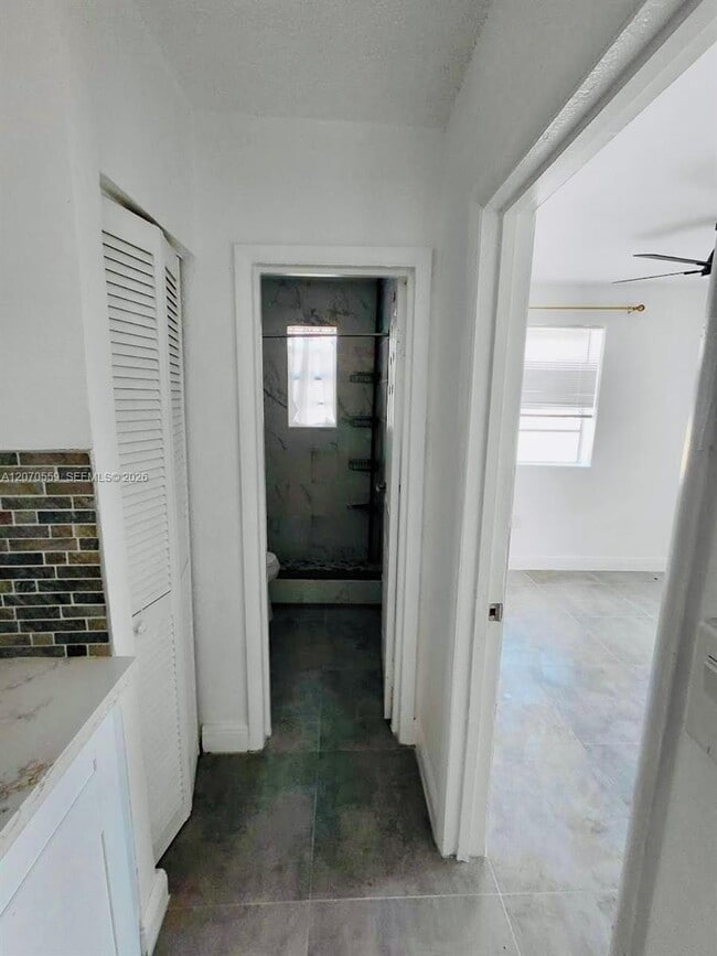 Photo - 308 NW 2nd Ave