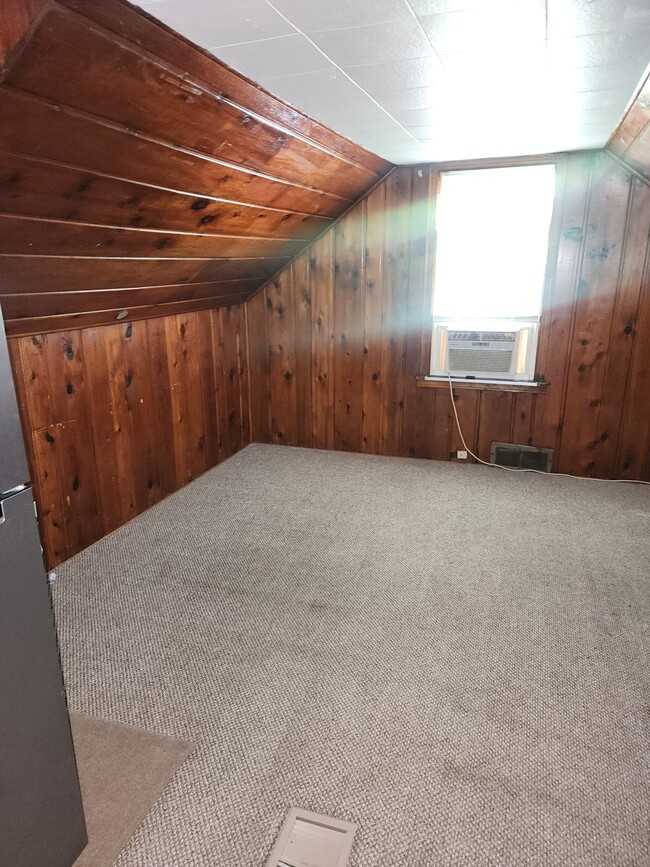 Photo - 1946 Rochester Rd Unit Studio apt