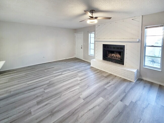 Photo - 446 77th Ave N Unit 446