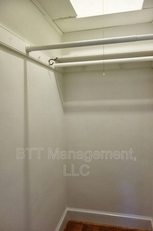 Photo - 800 Maplewood Ave Unit #2