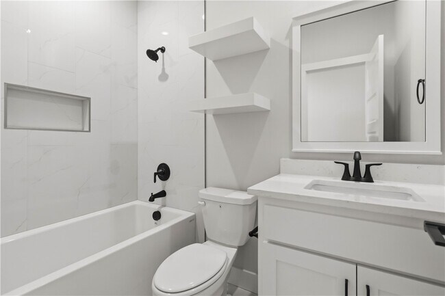 Photo - 1830 Momi St