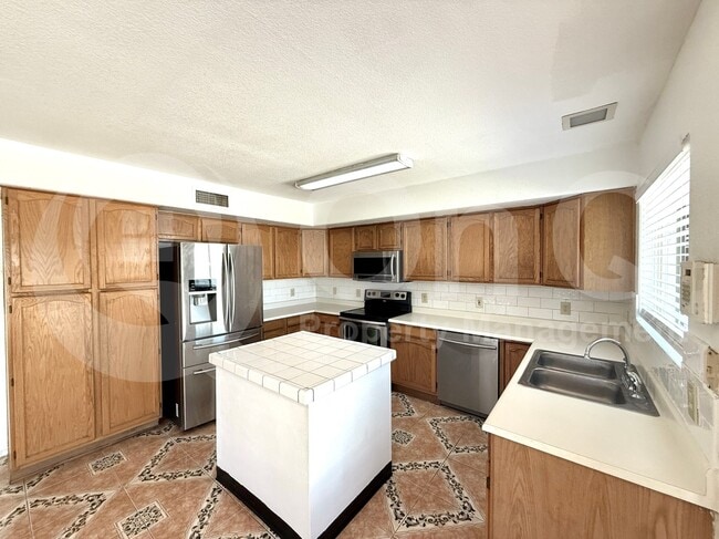 Photo - 7874 W Beryl Ave