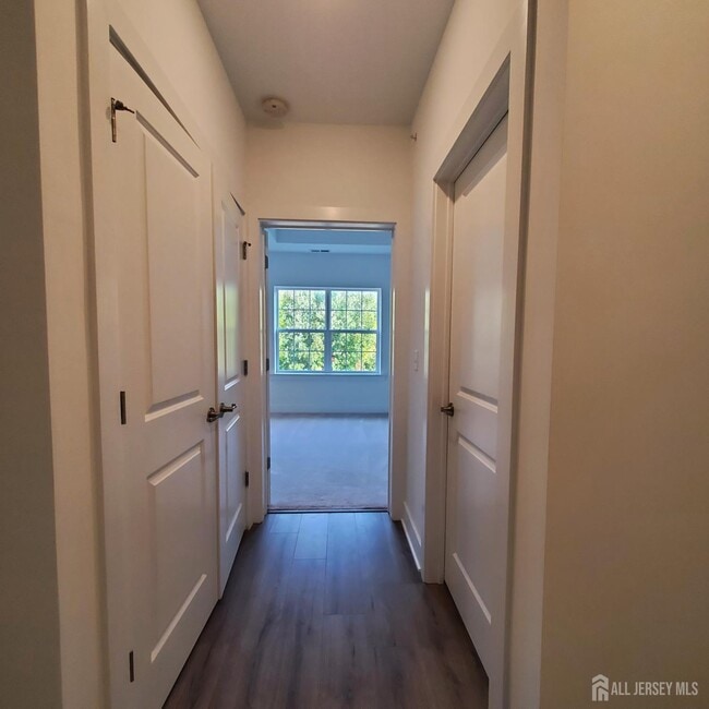 Photo - 932 Vanderbergh Blvd