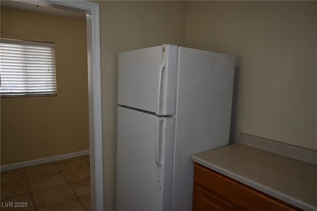 Building Photo - 320 N 16th St Unit 1 Rental