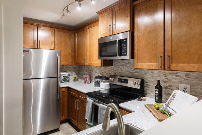 Photo - 1620 Buttonwood Cir Unit 3212