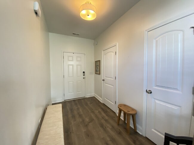 Photo - 140 Verdmont Dr