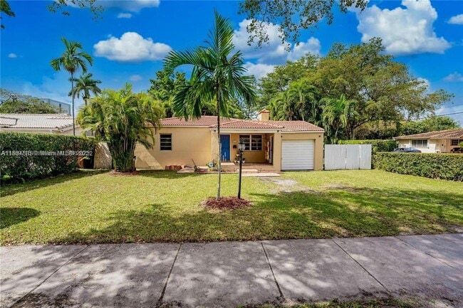 Building Photo - 600 Minola Dr Rental