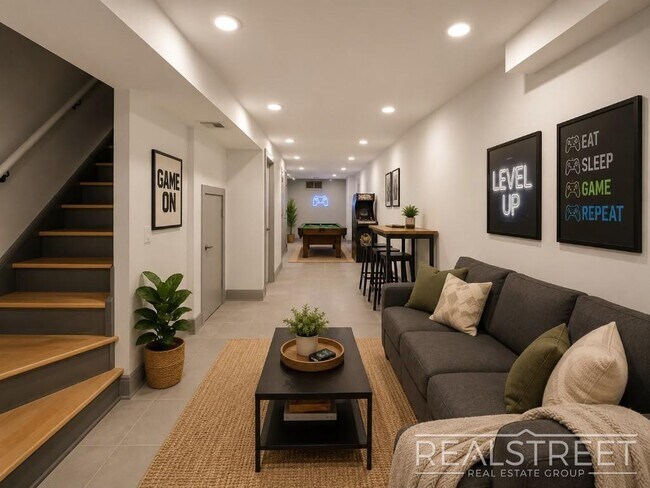Photo - Prime North Bushwick Bordering East Williamsburg — 2 Bed Duplex w/ Private Backyard Unidad 1R