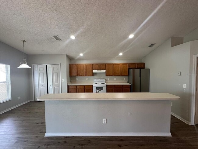 Photo - 1001 Lake Charles Dr