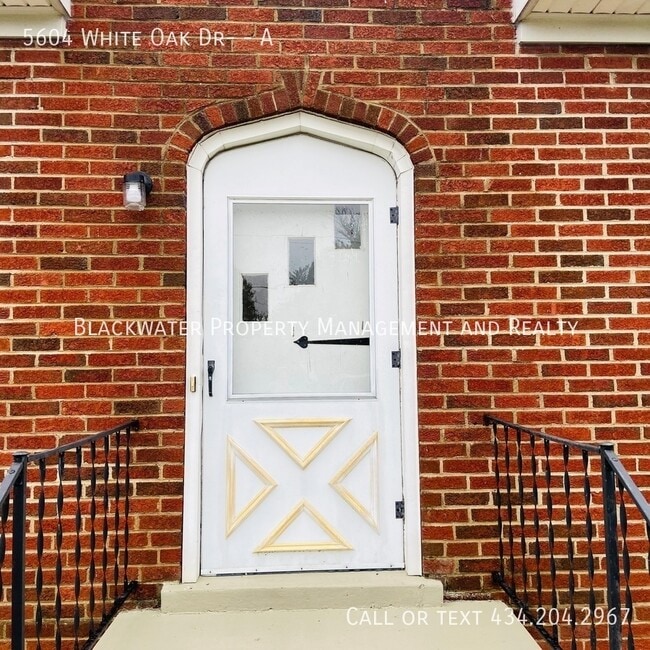 Photo - 5604 White Oak Dr Unit A